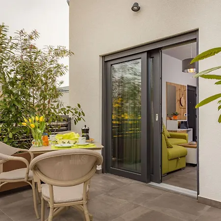 Apartments Bijou Umag Exterior photo
